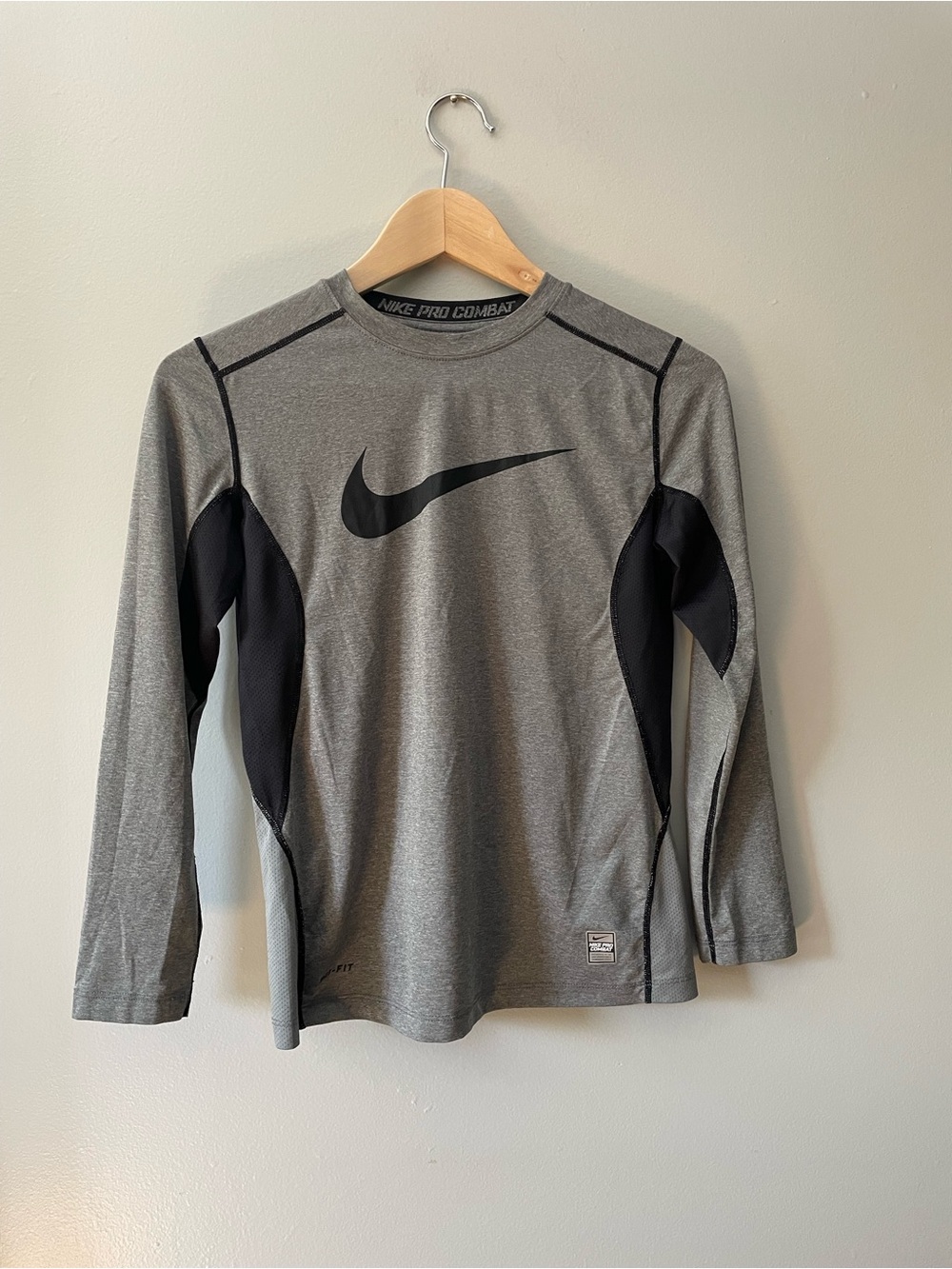 Nike Grey and Black Long Sleeve Athletic Tee